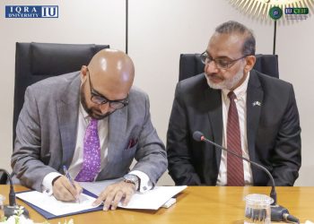 iqrauniversity__iuceif__mousigningceremony__centr (2)